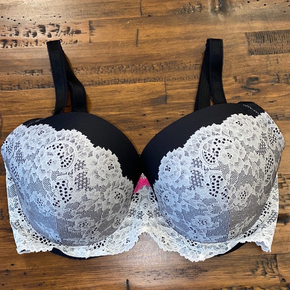 Victoria's Secret Other - Victoria’s Secret Dream Angels Demi Bra 34DDD